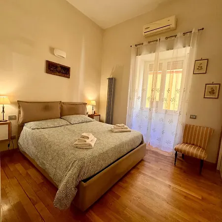 Luisa Apartamento Nápoles